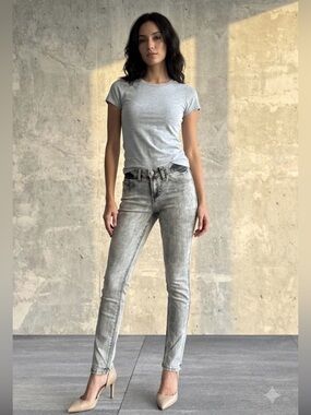 BUZZ Grey Acid Wash Slim Jeans Size 7/8 - Y2K Streetwear Distressed Tapered.
